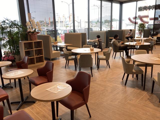 ホンダカーズ山形 米沢中央店 ㈱ホンダ四輪販売南・東北(4枚目)