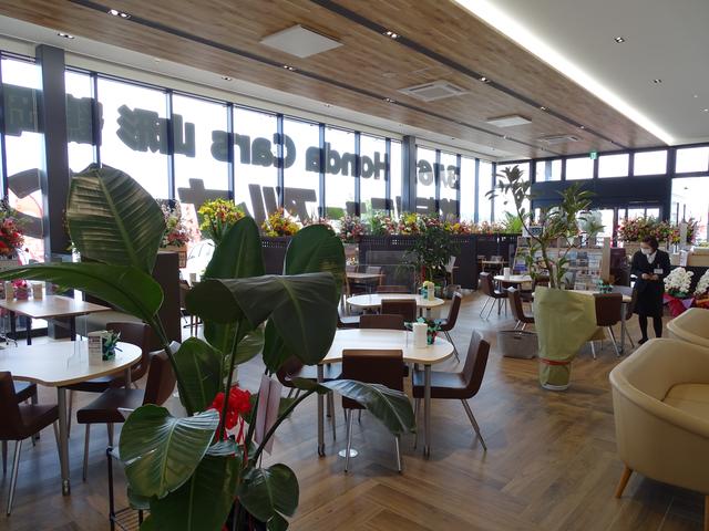 ホンダカーズ山形 鶴岡北店U-Selectコーナー (株)ホンダ四輪販売南・東北(2枚目)