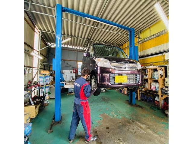 東北運輸局長認証工場完備。点検整備も当店にお任せいただけます。