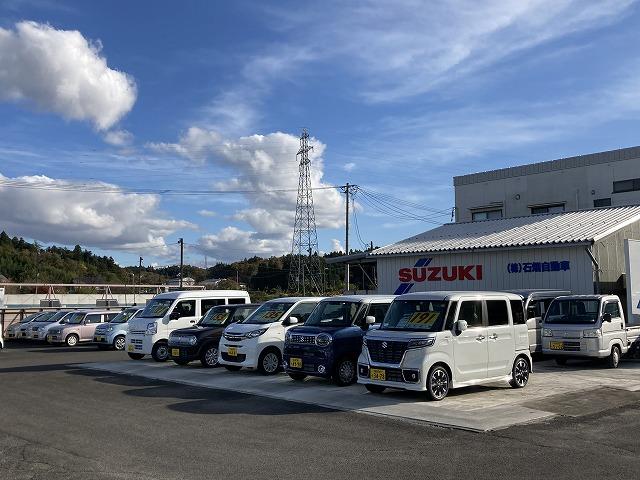 お得な登録済未使用車も展示中！