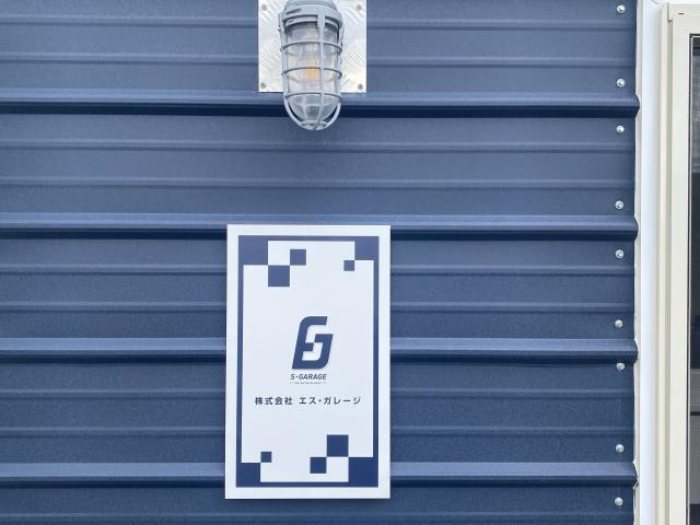 鈑金修理実績は長いため、様々なお車に対応しております。