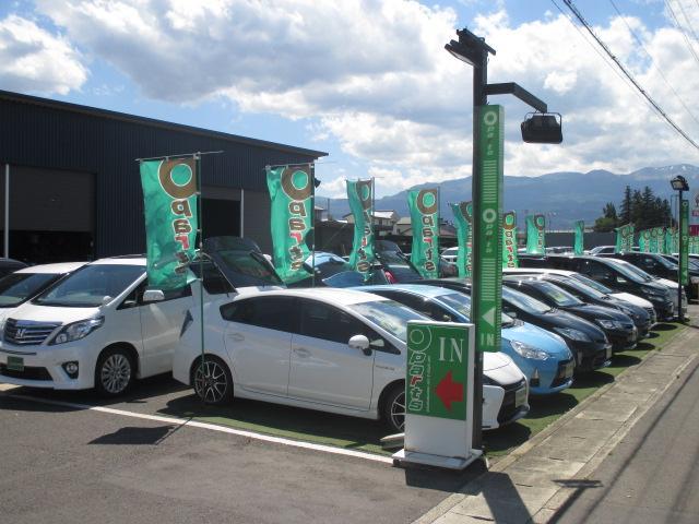 新鮮な在庫が常時３０台以上！！軽自動車から高級車まで取り揃えています。