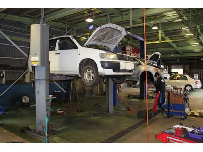 お客様の安全・安心のカーライフをお手伝い