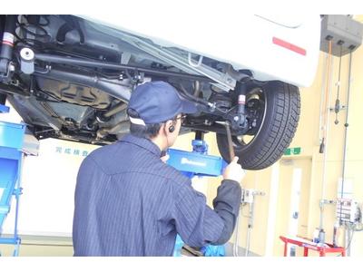 国家資格を持ったプロの整備士が対応します