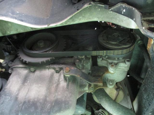 ワゴンＲ　ベルト交換２本とオイル交換作業