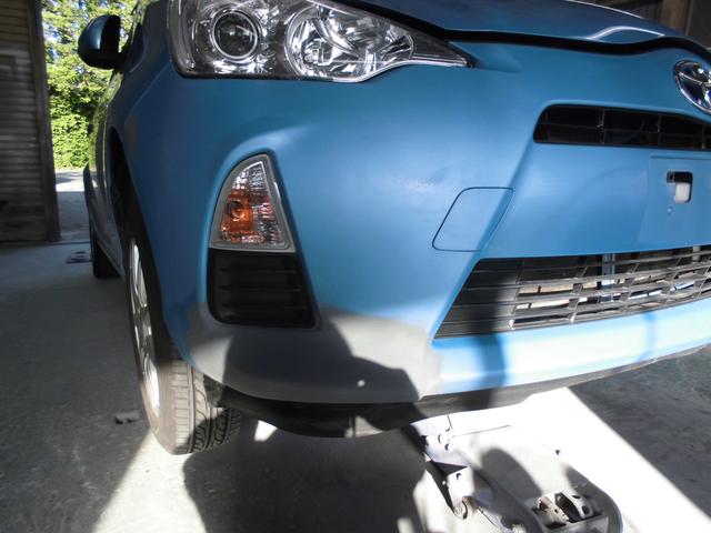 トヨタ　アクア　フロントバンパー鈑金塗装