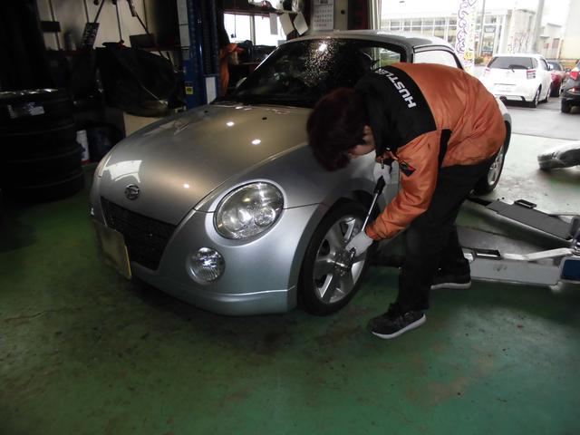 ダイハツ　コペン　スタットレスタイヤから夏タイヤへ脱着交換