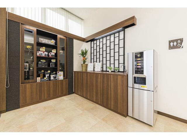 ネッツトヨタ青森(株)TwiNplaza弘前城東店(6枚目)