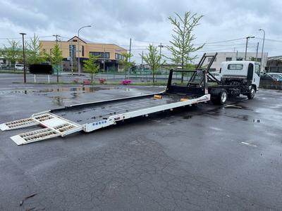 自社積載車も完備しております。