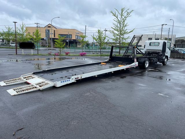 鈴幸自動車整備工場10