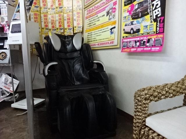 マッサージチェアもありますよ♪