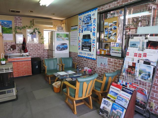 広くはございませんが、寛げるスペースです。