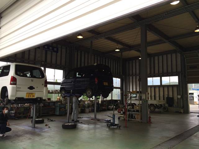 株式会社　ロータス車検センター3