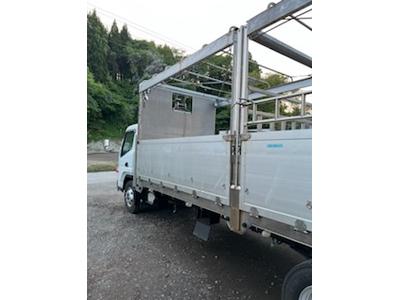 トラックの外装補修などお任せください