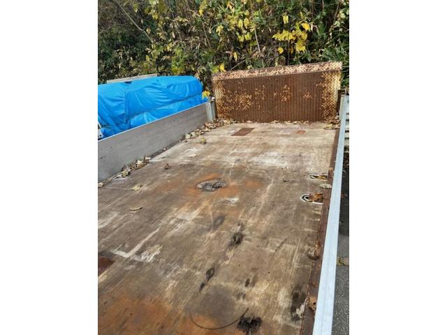 荷台床板張替作業　いすゞ　エルフトラック　秋田・岩手・青森　　