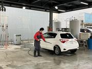 洗車スペースも完備。下回り洗浄も承りますのでご相談お待ちしております。