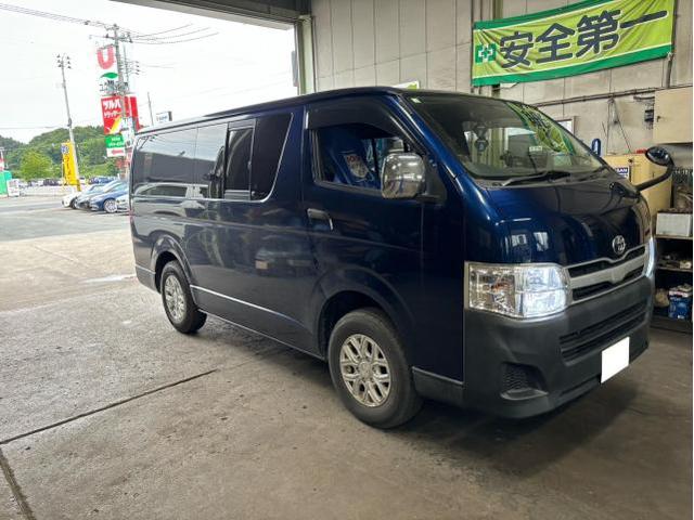 トヨタ　レジアスエースバン（KDH２０６V）エンジンオイル交換