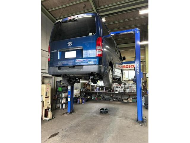 トヨタ　レジアスエースバン（KDH２０６V）エンジンオイル交換