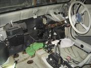 ＰＡＯ納車前点検です。ヒーターコアより漏水ですので交換・修理です。ここまで徹底的に分解します