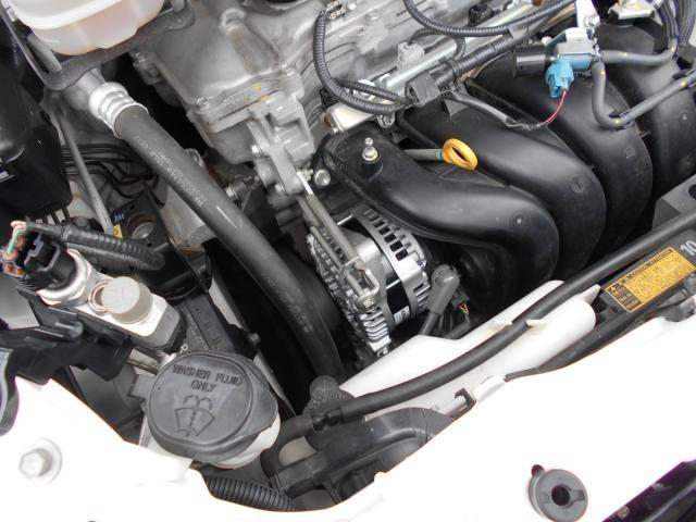 トヨタ　VOXY　オルタネーター交換