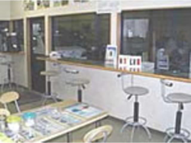 （株）東北自動車販売　福島西インター店3