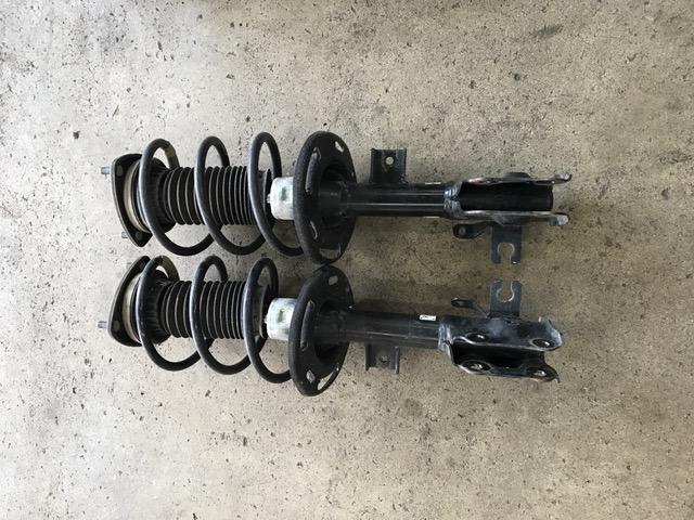 アクセラ　ダウンサス取付