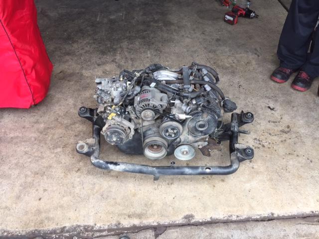 三菱 ミニキャブバン エンジン載せ替え