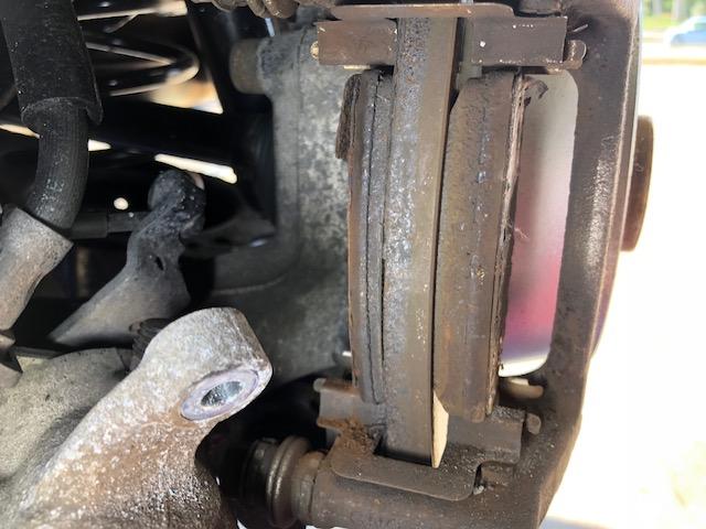 アウディ TTクーペ ディスクロータ剥離 ブレーキ時異音