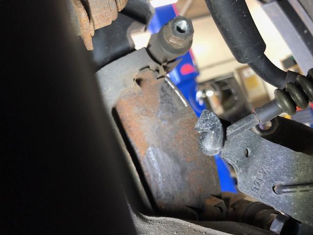 アウディ TTクーペ ディスクロータ剥離 ブレーキ時異音