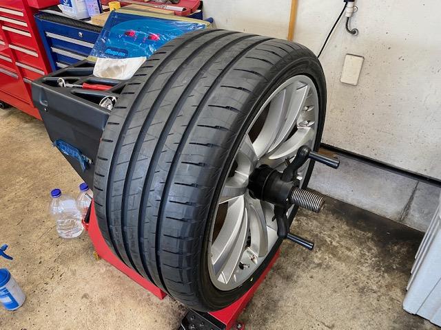 ジャガー XK 285/35R20 225/35R20 タイヤ組替 ポテンザ 20インチ 