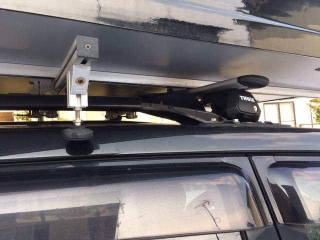 トヨタランドクルーザープラド　板金塗装　ルーフキャリア交換　秋田市　認証工場

