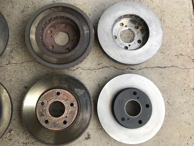 トヨタ　イプサム　ブレーキ修理　前後ディスクロータ交換　サイドライニング交換