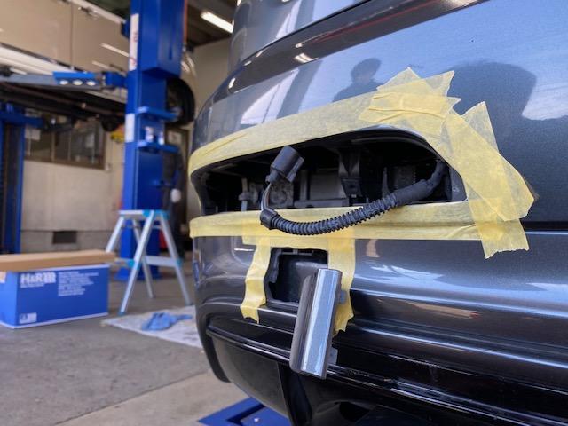 アウディ RS Q3 ヘッドライトバルブ ウインカーバルブ バックランプバルブ リヤフォグ LEDバルブ取付
