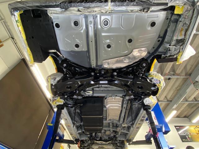 トヨタ ヴェルファイア 下廻り防錆処理 塩害防止 スリーラスター 厚塗り