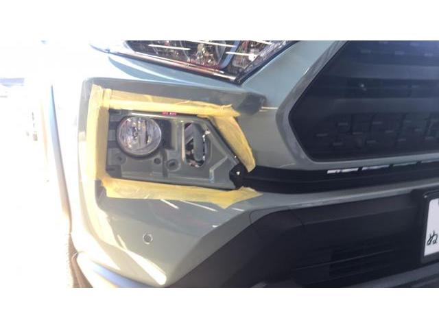 トヨタ RAV4 持込 シーケンシャルウインカー機能搭載 LEDデイライト 取付