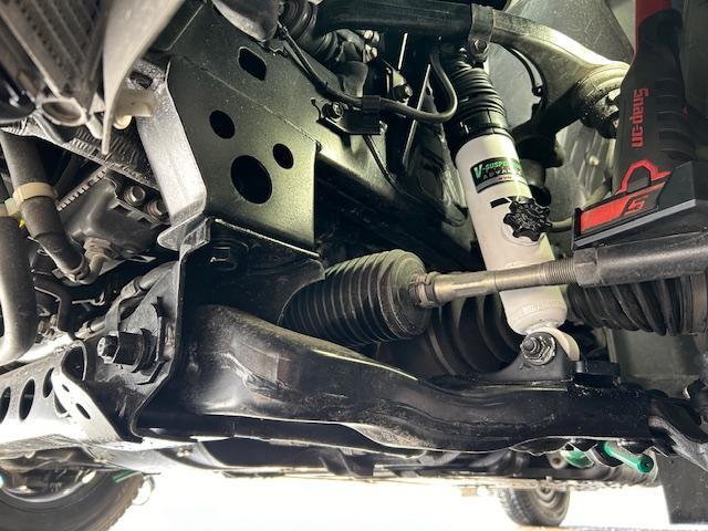 トヨタ　カムロード　前後ショックアブソーバ交換　エアモニ　タイヤ空気圧・温度モニタリングシステム(TPMS)