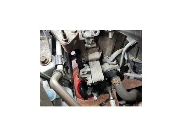 プロボックス　エンジン関連修理・整備　オルタネーター　ウォーターポンプ　交換