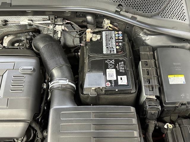 フォルクスワーゲン ゴルフR 車検整備 エンジンオイルフラッシング バッテリー 交換 スキャンツール AUTEL MaxiSys サービスモード