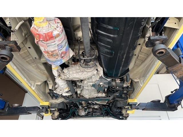 日産クリッパーバン　販売車輛車検整備　フロントブレーキ　パッド　ローター　プラグ　オイル交換　バックプレート塗装ワイパーラバー交換　下廻り洗浄防錆施工　マフラーWAKOS耐熱ブラック 　エアコンガス入替　エアコンフィルター　バッテリー交換