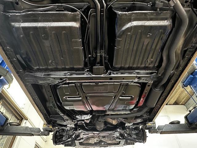 ホンダ フィット 車検整備 リヤハブベアリング ウォータポンプ 補機ベルト 交換 下廻り錆止め塗装 錆転換剤 マフラー耐熱塗装 