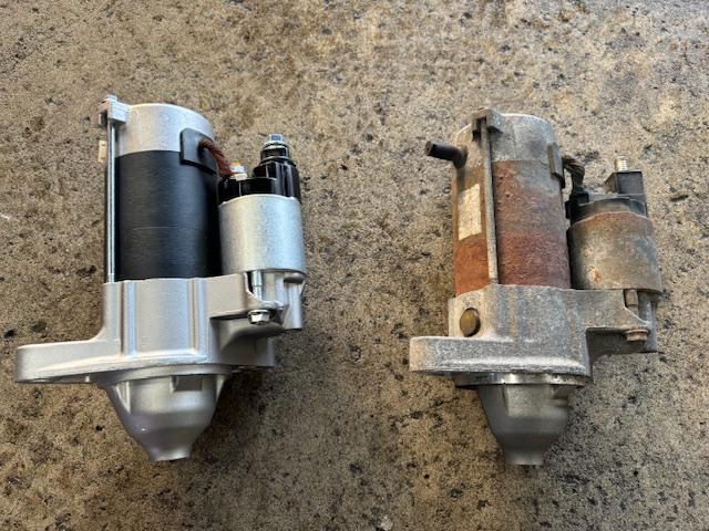 トヨタ　カローラアクシオ　予約　フロント及びリヤ・ブレーキ分解　Ｖベルト交換　フロントスタビリンク交換左右　フロントパイプ・クランプ交換　オイル・フィルタ交換　スパーク・プラグ交換 　スロットルボディ清掃　スタータモータ引きずり交換