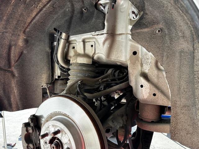 ランドローバー レンジローバーヴェラール リヤショックアブソーバー スタビリンク 交換 修理