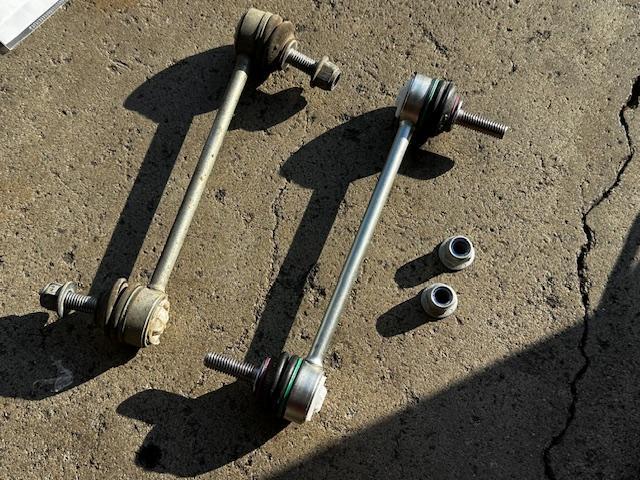 ランドローバー レンジローバーヴェラール リヤショックアブソーバー スタビリンク 交換 修理