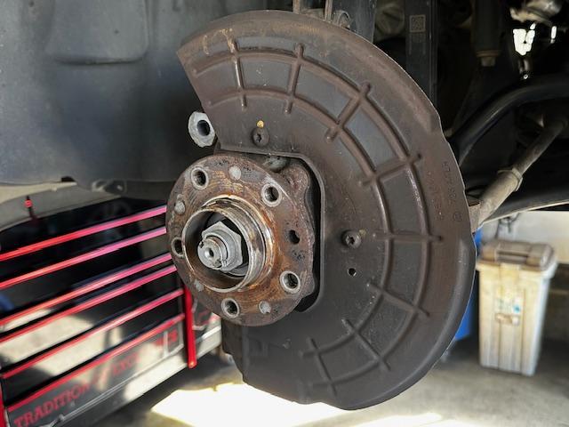クライスラージープ ジープコンパス 車検整備 フロントディスクロータ ブレーキパッド ファンベルト フロントスタビリンク 交換 修理 整備