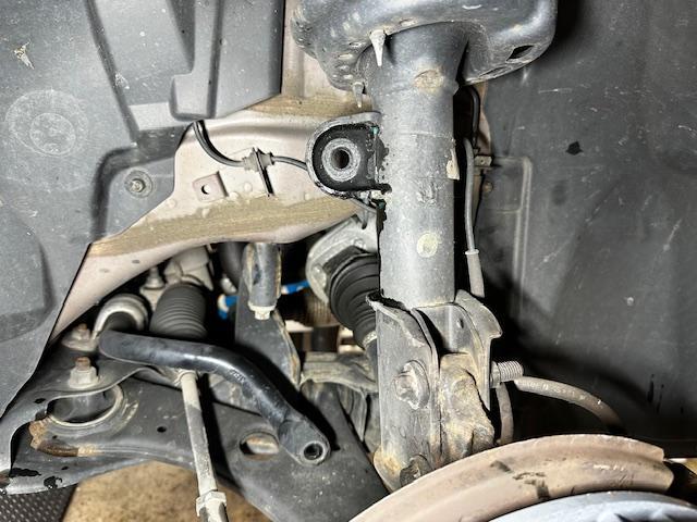 クライスラージープ ジープコンパス 車検整備 フロントディスクロータ ブレーキパッド ファンベルト フロントスタビリンク 交換 修理 整備