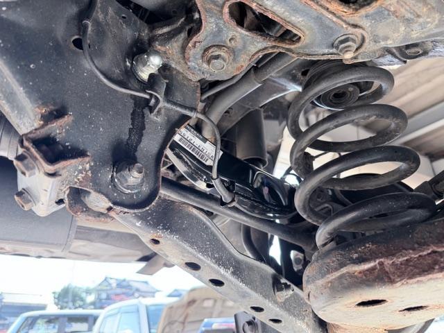 日産 セレナ 12ヵ月点検 リヤアッパーアーム 腐食 交換