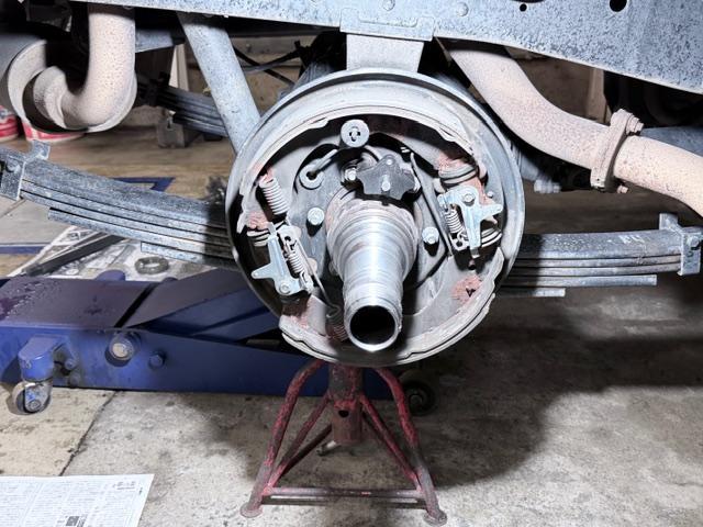 いすゞ エルフ ドライブシャフトブーツ ハブベアリンググリース 交換 車検整備