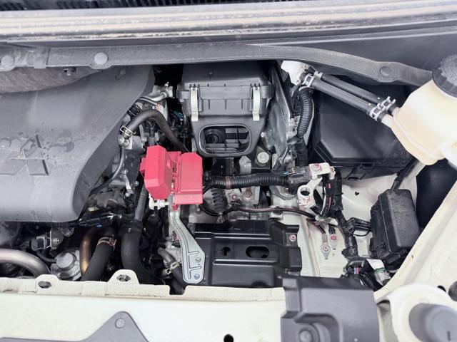 三菱 デリカD:5 車検整備 ブレーキ廻り 交換 修理 下廻り防錆補修 マフラー耐熱塗装 バッテリー交換 エアコンフィルター交換