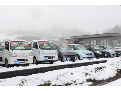 人気の中古車も展示しております！