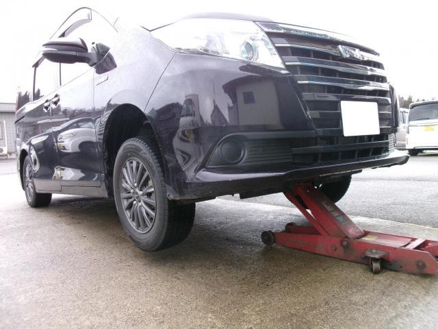 トヨタ　ノア　下回り塩害防止　レジン塗装